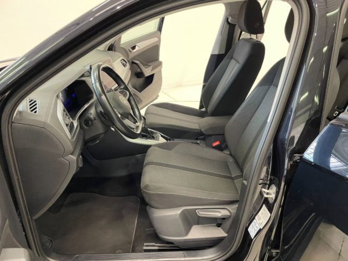 Volkswagen T-Roc 1.5 tsi Life dsg (6)