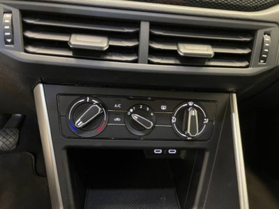 Volkswagen Taigo 1.0 tsi Life 95cv (10)