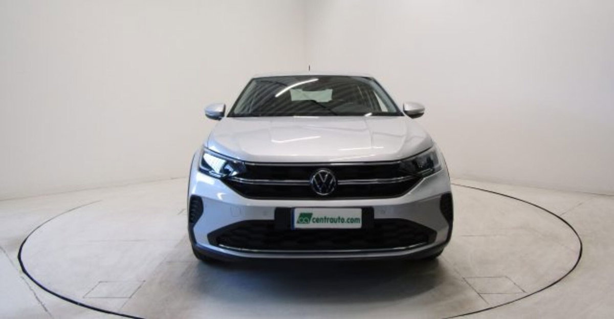 Volkswagen Taigo 1.0 tsi Life 95cv (2)