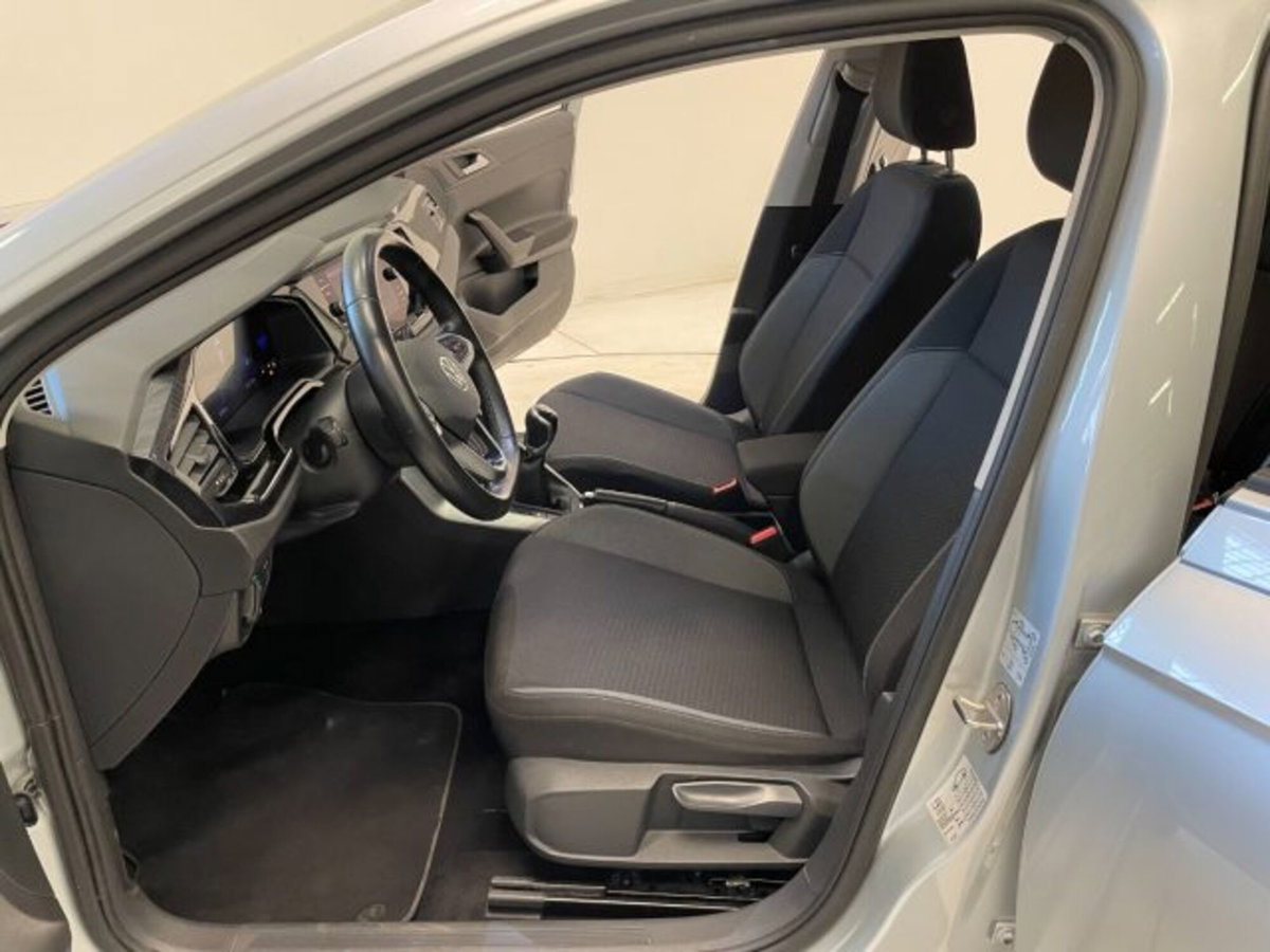 Volkswagen Taigo 1.0 tsi Life 95cv (6)
