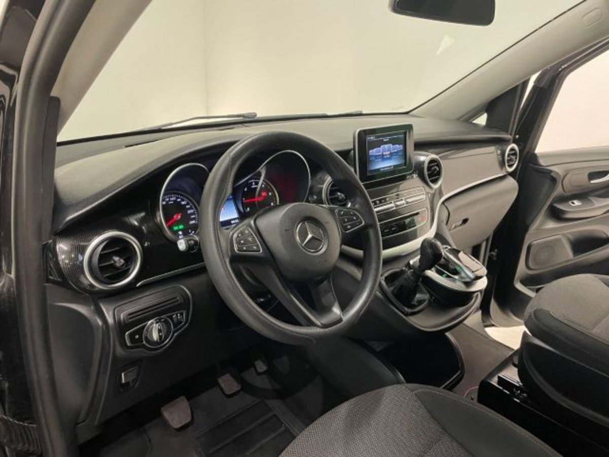 Mercedes-Benz Classe V 220 d Executive Long (15)