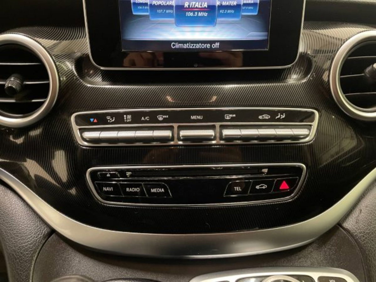 Mercedes-Benz Classe V 220 d Executive Long (17)