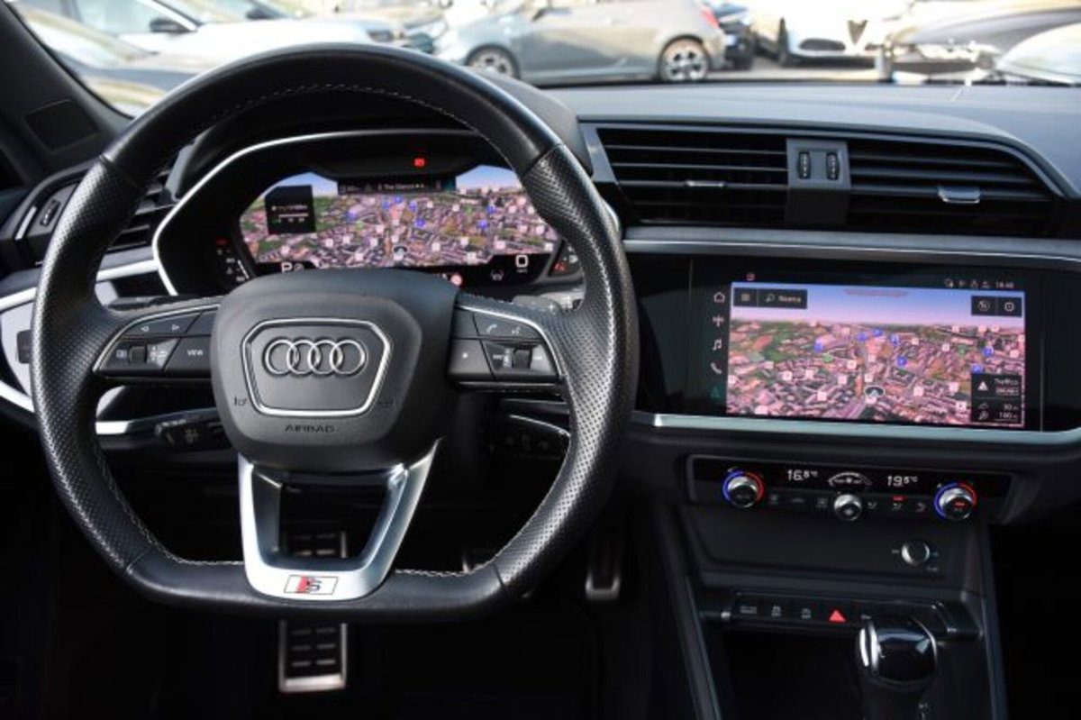 Audi Q3 Sportback 40 TDI quattro S tronic S line edition (9)