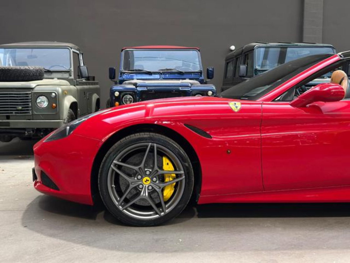 Ferrari California Spider California T DCT (4)
