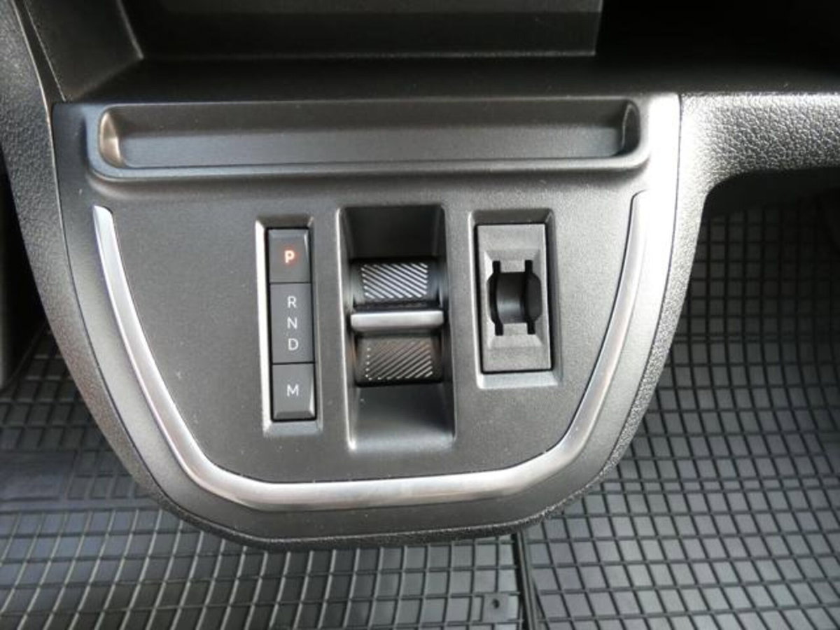 Fiat Ulysse combi M1 2.0 bluehdi 180cv L3H1 AT8 (16)
