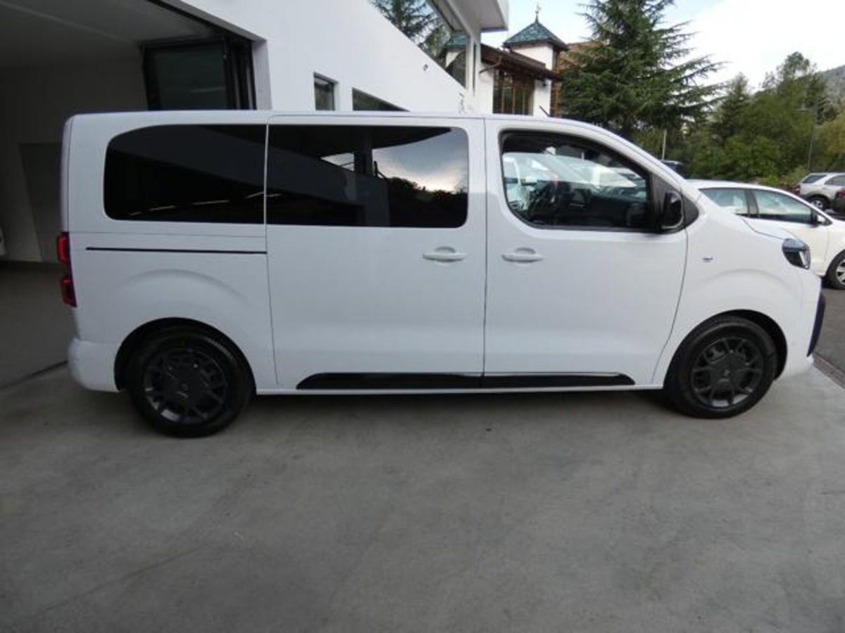 Fiat Ulysse combi M1 2.0 bluehdi 180cv L3H1 AT8 (7)