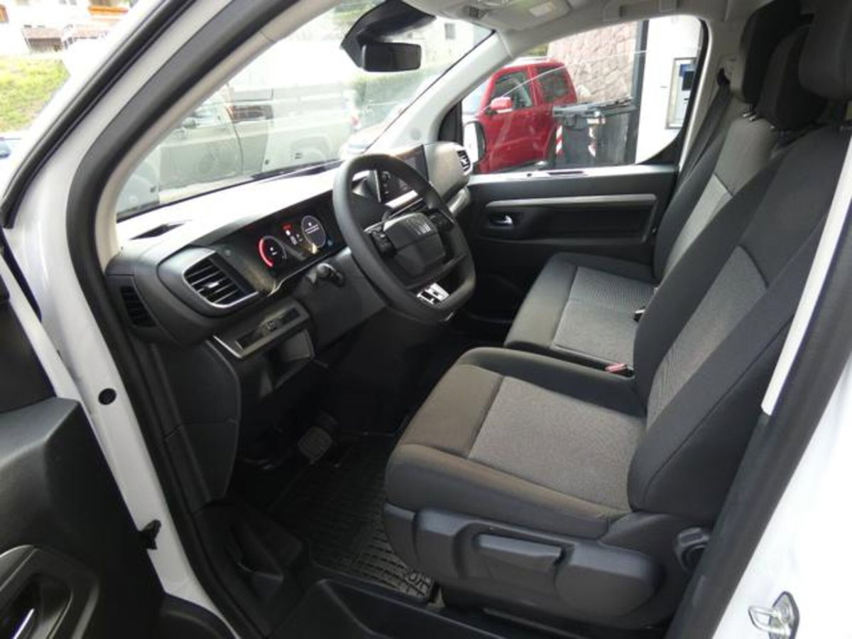 Fiat Ulysse combi M1 2.0 bluehdi 180cv L3H1 AT8 (8)