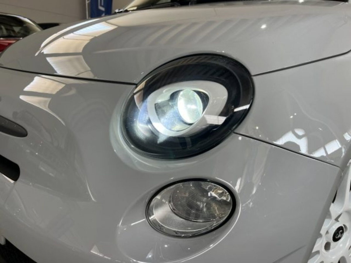 Abarth 500 Cabrio 1.4 Turbo T-Jet (14)