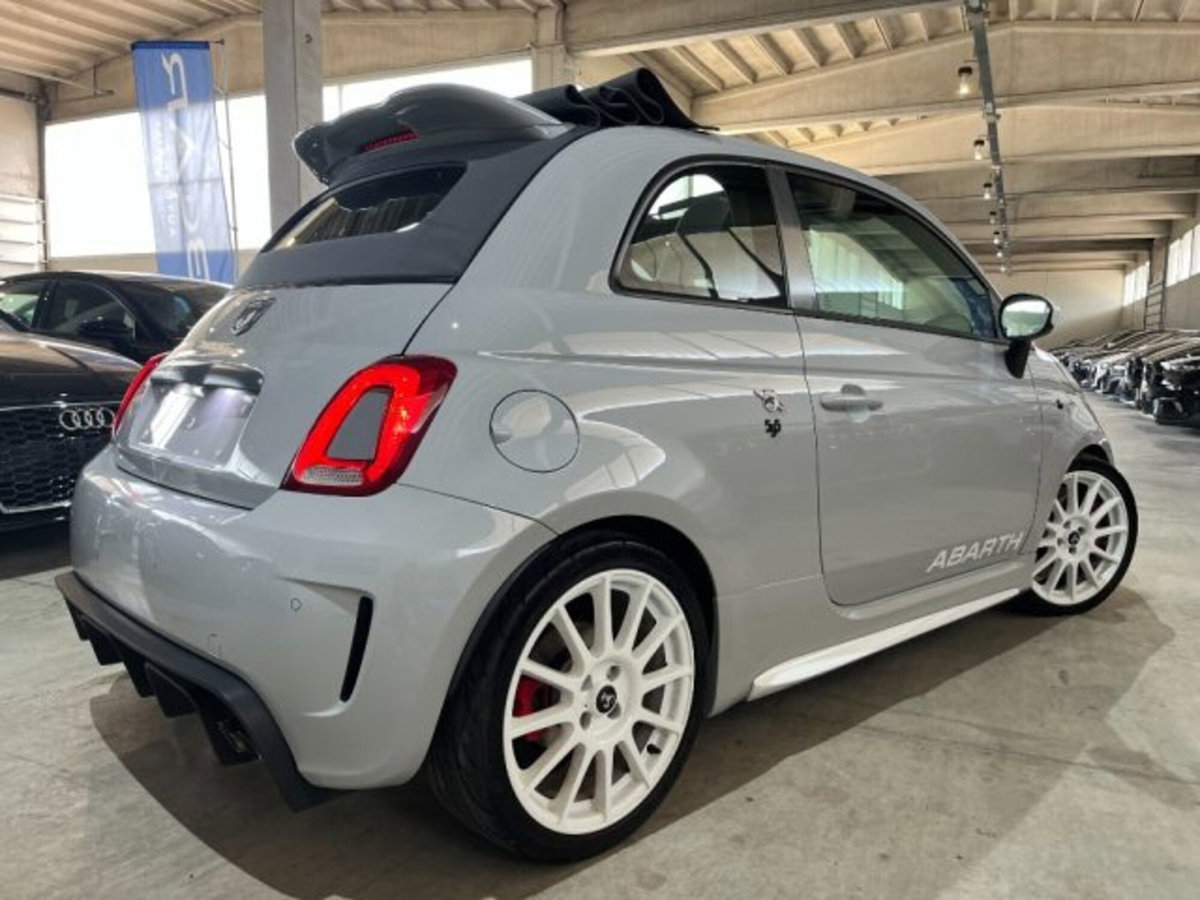Abarth 500 Cabrio 1.4 Turbo T-Jet (4)