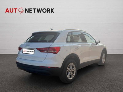 Audi Q3 45 TFSI e S tronic Business (2)