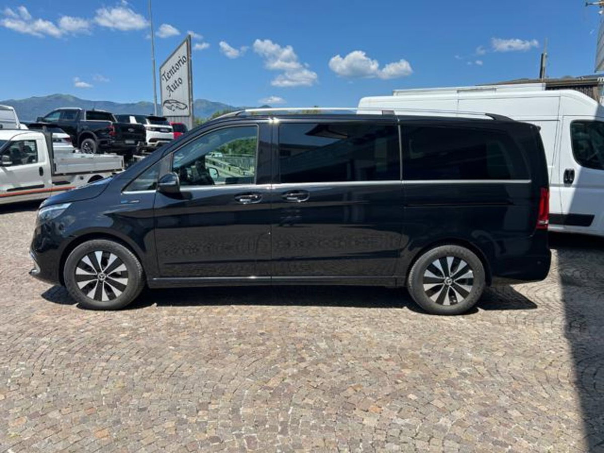 Mercedes-Benz EQV 300 Long (3)