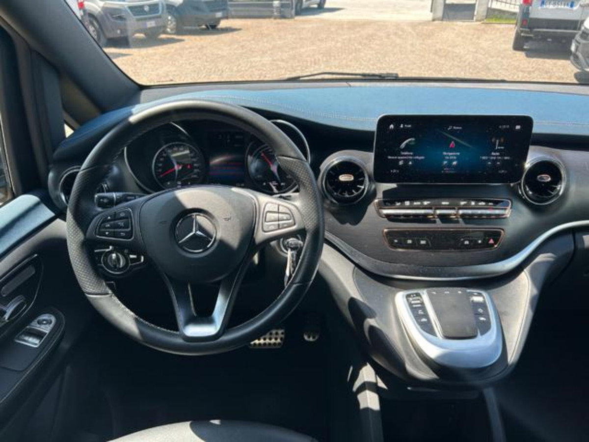 Mercedes-Benz EQV 300 Long (8)