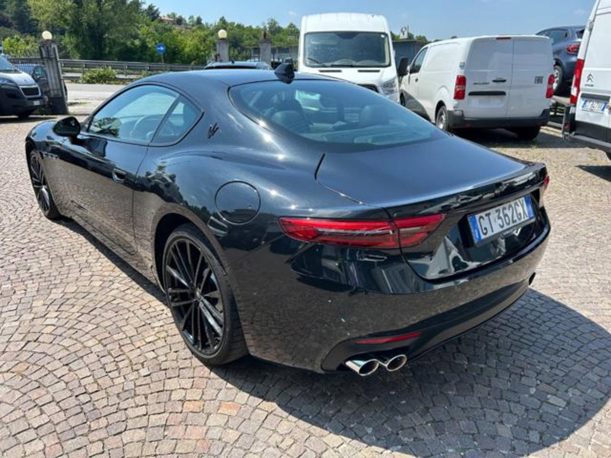 Maserati Granturismo 3.0 Modena awd auto (4)