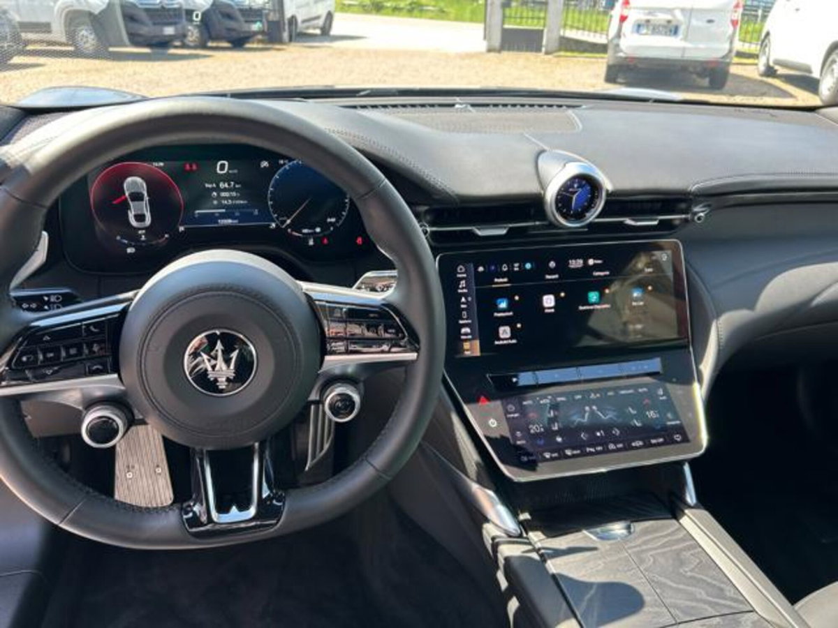 Maserati Granturismo 3.0 Modena awd auto (8)