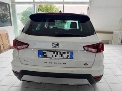 SEAT Arona 1.0 TGI FR (6)