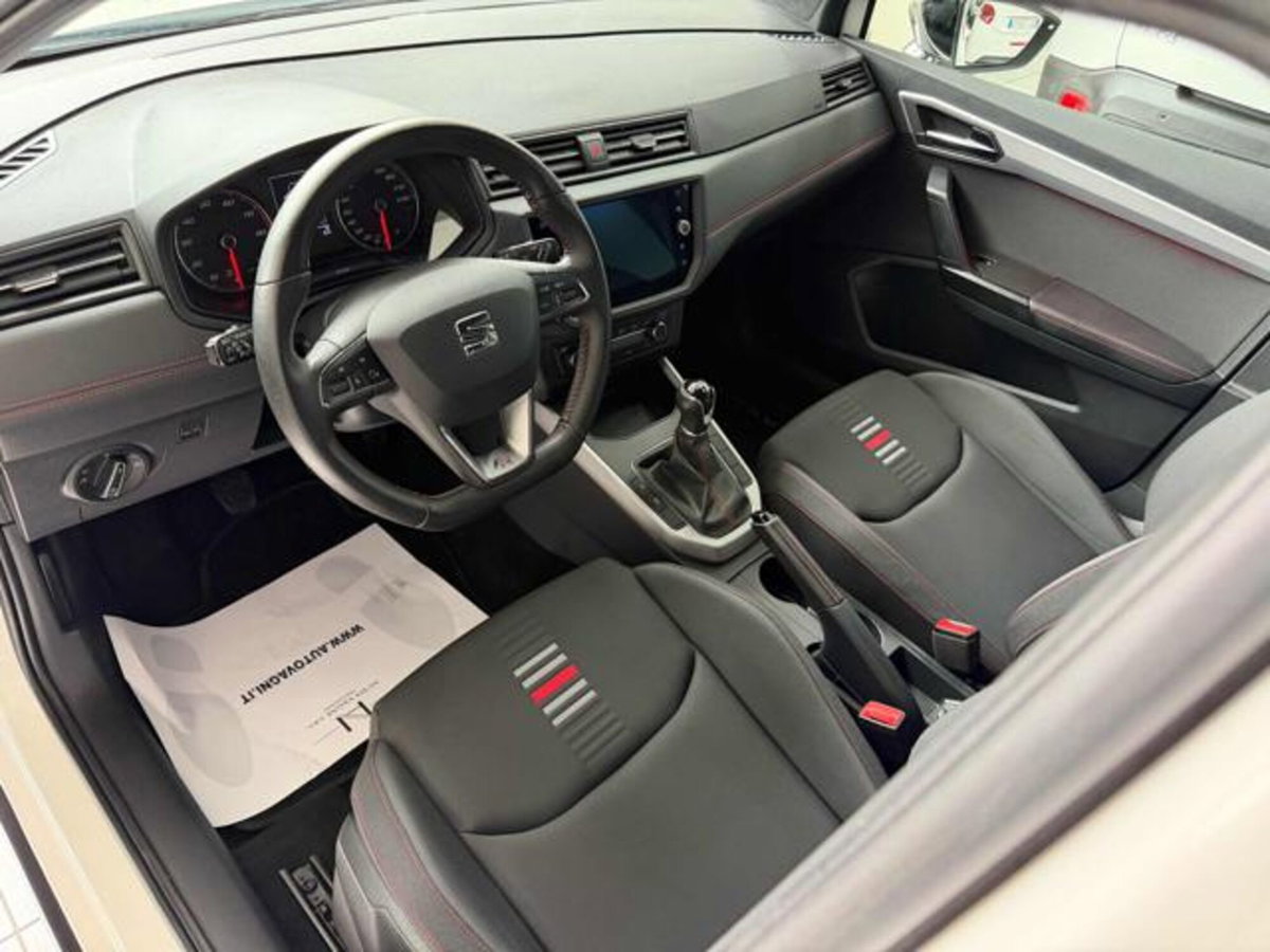 SEAT Arona 1.0 TGI FR (7)