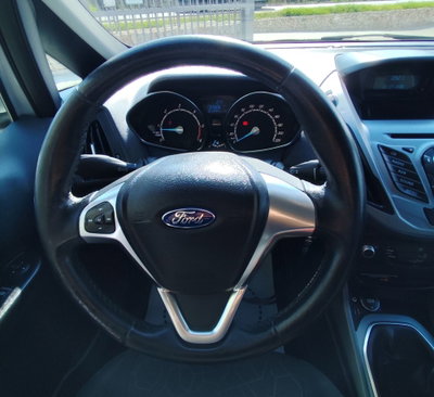 Ford B-Max B-Max 1.5 TDCi 95 CV Titanium (13)