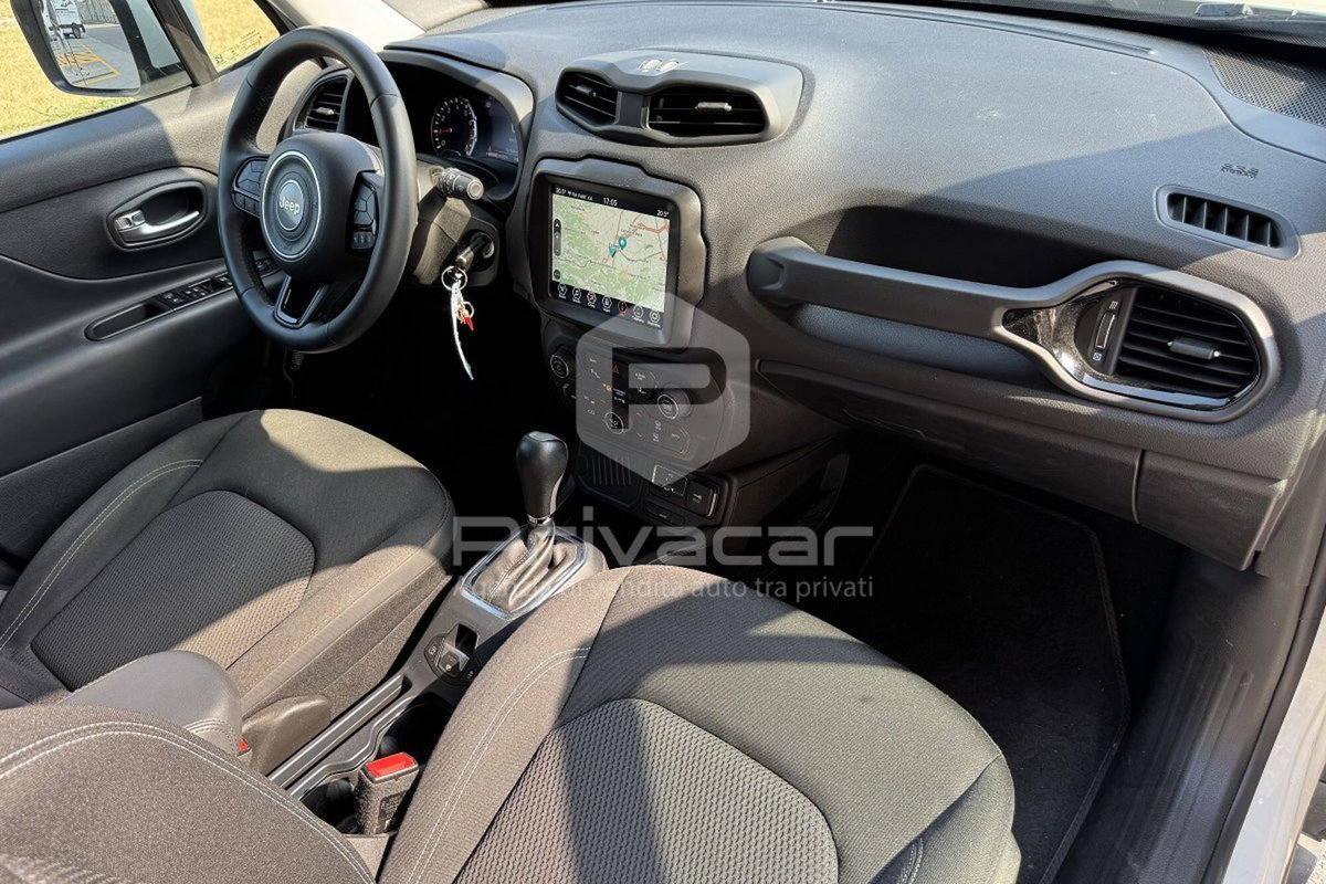 Jeep Renegade 1.3 T4 DDCT Business (10)