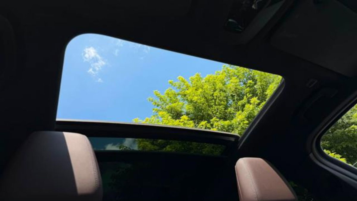 BMW X1 xDrive 23i Msport (13)