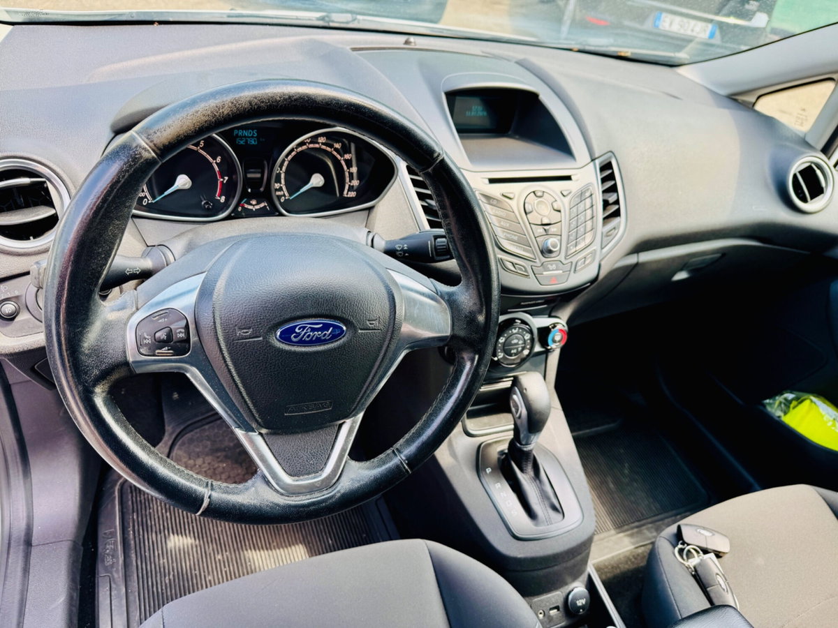 Ford Fiesta 1.0 EcoBoost 100CV 5 porte Black & White Edition (11)