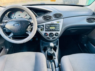Ford Focus 1.8 TDCi (100CV) cat 5p. Zetec (14)
