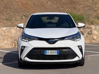 Toyota Toyota C-HR 1.8 Hybrid E-CVT Trend (2)