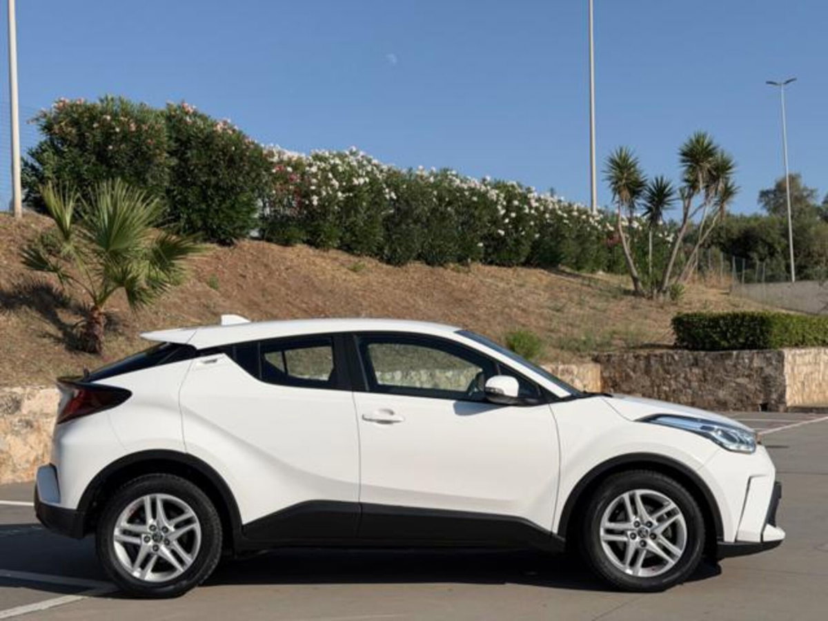 Toyota Toyota C-HR 1.8 Hybrid E-CVT Trend (5)