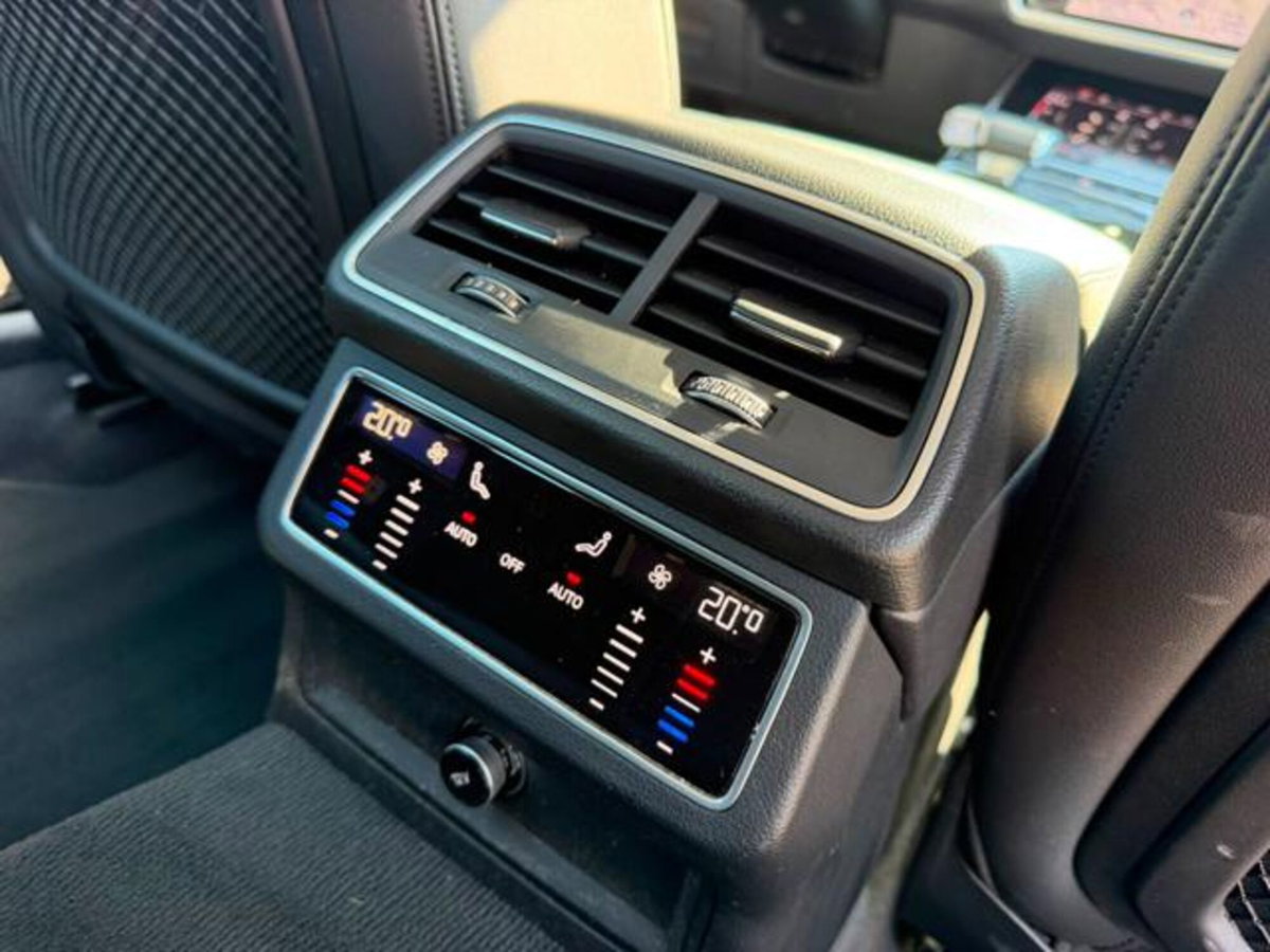 Audi A6 Allroad 50 TDI 3.0 quattro tiptronic (16)