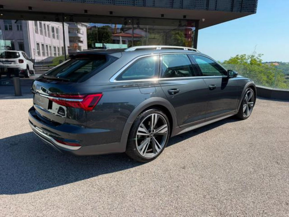 Audi A6 Allroad 50 TDI 3.0 quattro tiptronic (4)