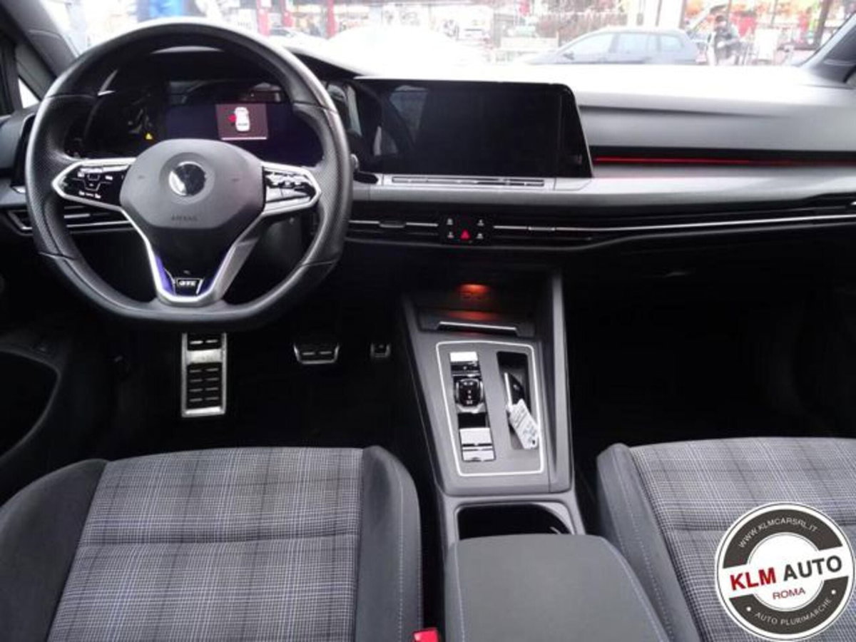 Volkswagen Golf 1.4 GTE DSG Plug-In Hybrid (9)