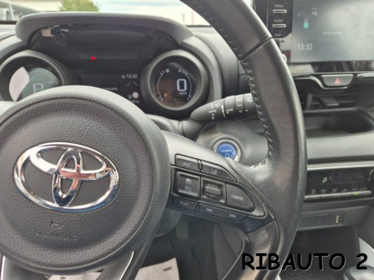 Toyota Yaris 1.5 Hybrid 5 porte Trend (14)
