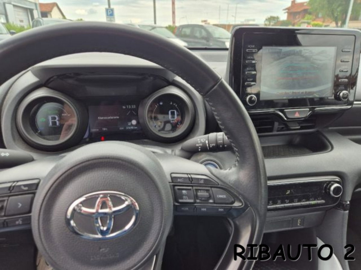 Toyota Yaris 1.5 Hybrid 5 porte Trend (18)