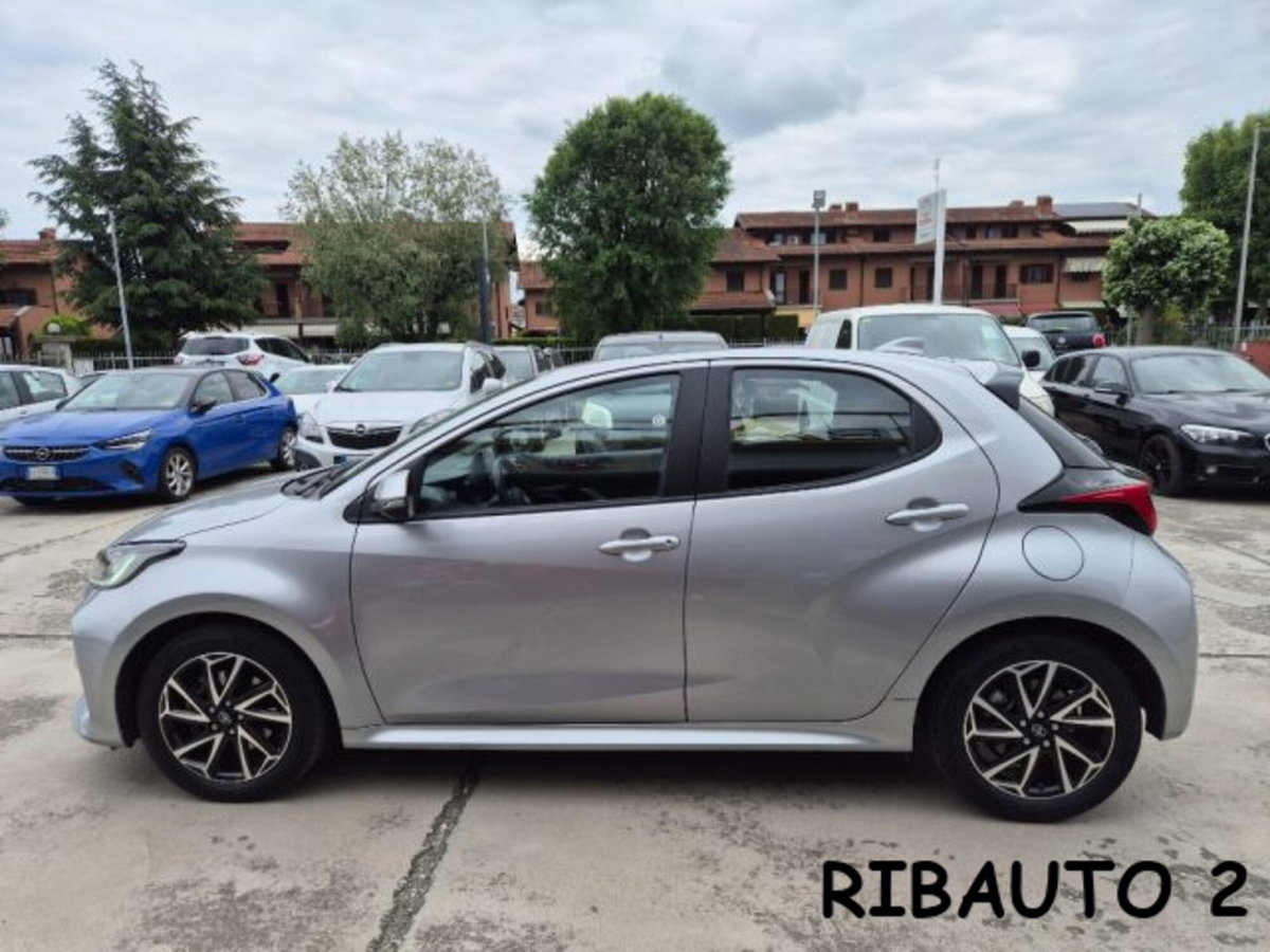 Toyota Yaris 1.5 Hybrid 5 porte Trend (2)