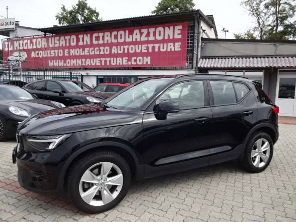 Volvo XC40 B3 automatico Ultimate Bright