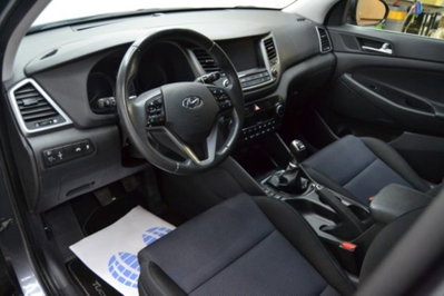 Hyundai Tucson 1.7 CRDi XPossible (11)