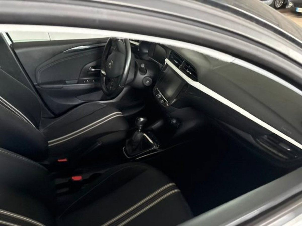 Opel Corsa 1.2 (3)
