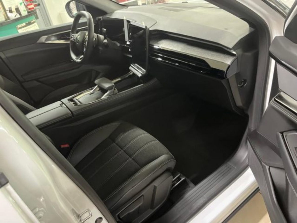 Renault Austral Hybrid Advanced 130 Equilibre (5)