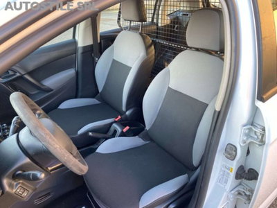 Citroen C3 BlueHDi 75 Van Attraction (13)