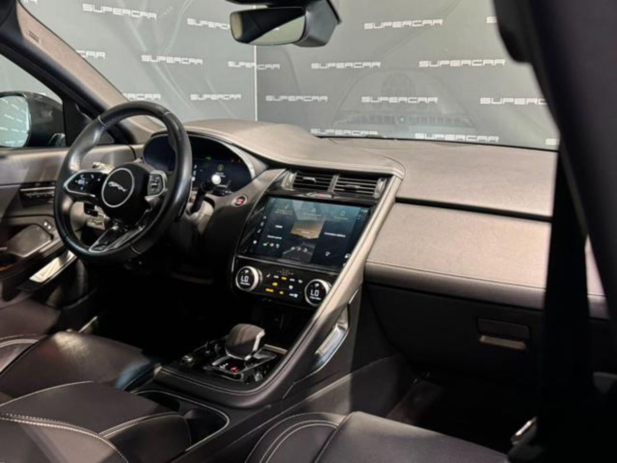 Jaguar E-Pace 2.0d i4 mhev R-Dynamic S awd 163cv auto (8)