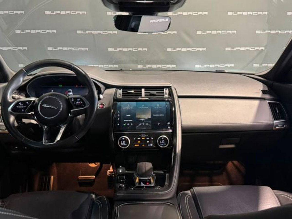 Jaguar E-Pace 2.0d i4 mhev R-Dynamic S awd 163cv auto (9)