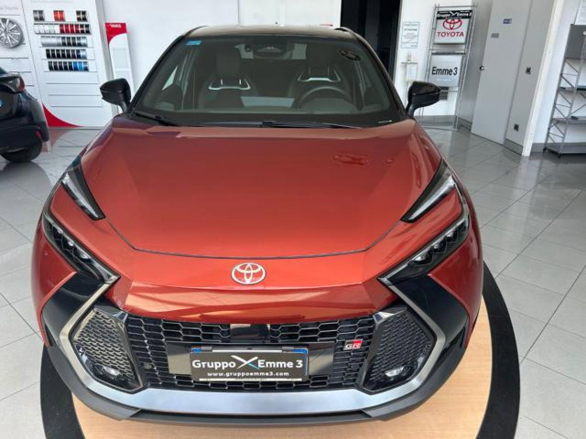 Toyota Toyota C-HR 2.0 phev GR Sport fwd e-cvt
