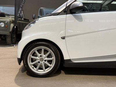 smart Fortwo 1000 52 kW MHD coupé 