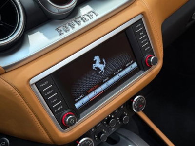 Ferrari California Spider California T DCT (19)
