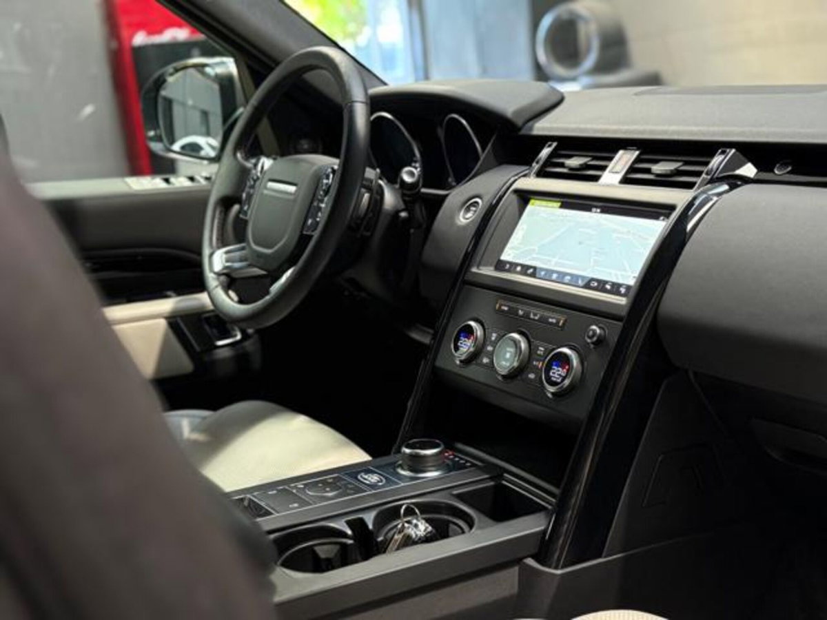 Land Rover Discovery 2.0 SD4 240 CV SE (14)