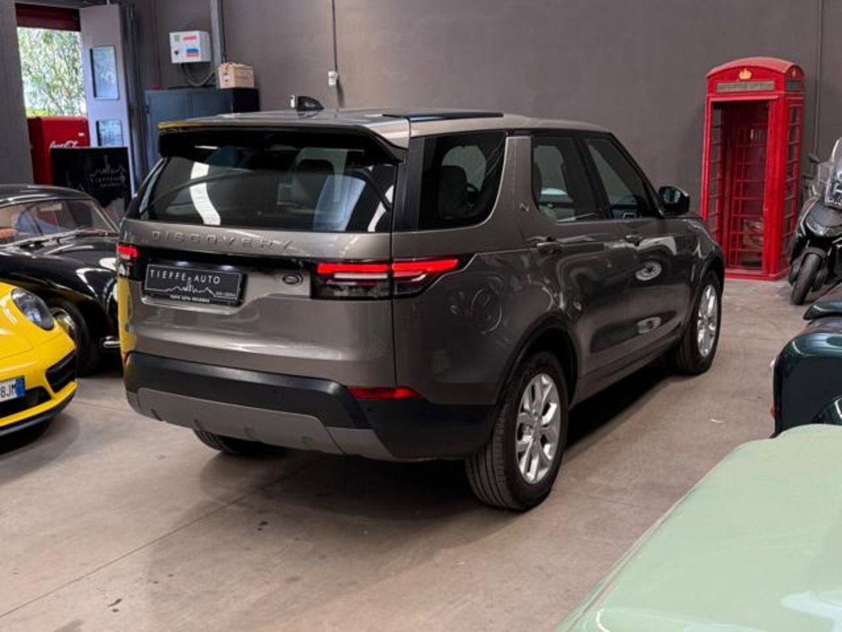 Land Rover Discovery 2.0 SD4 240 CV SE (4)