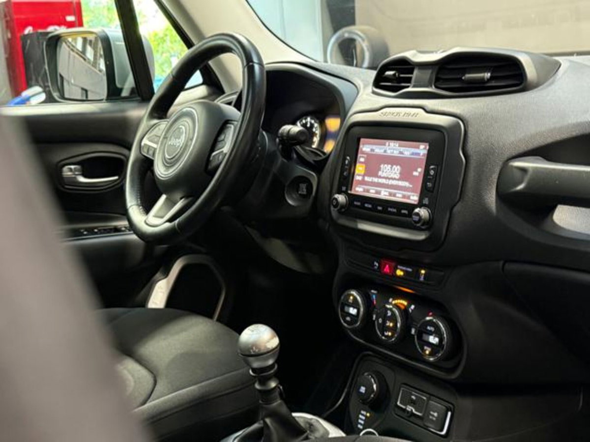 Jeep Renegade 2.0 Mjt 140CV 4WD Active Drive Limited (15)