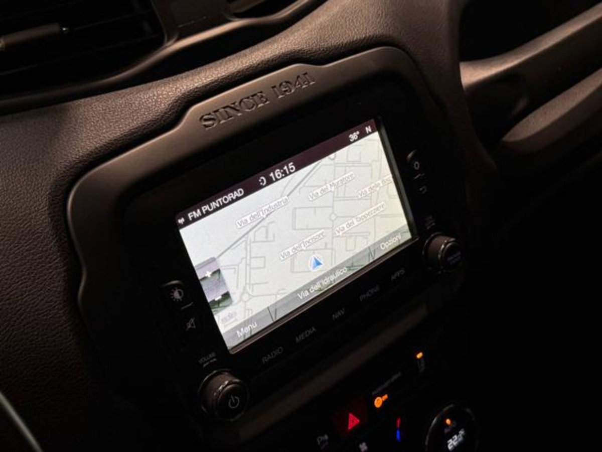 Jeep Renegade 2.0 Mjt 140CV 4WD Active Drive Limited (19)