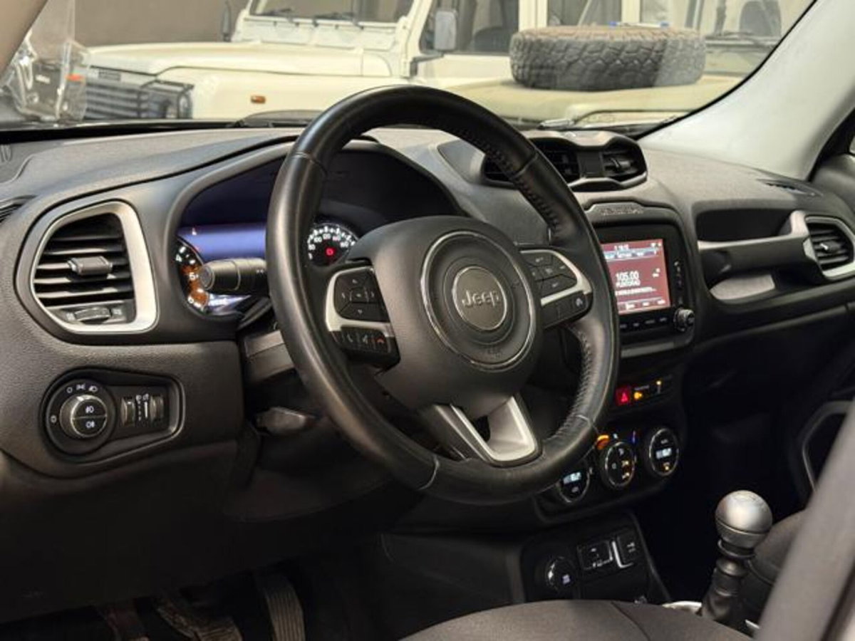 Jeep Renegade 2.0 Mjt 140CV 4WD Active Drive Limited (8)