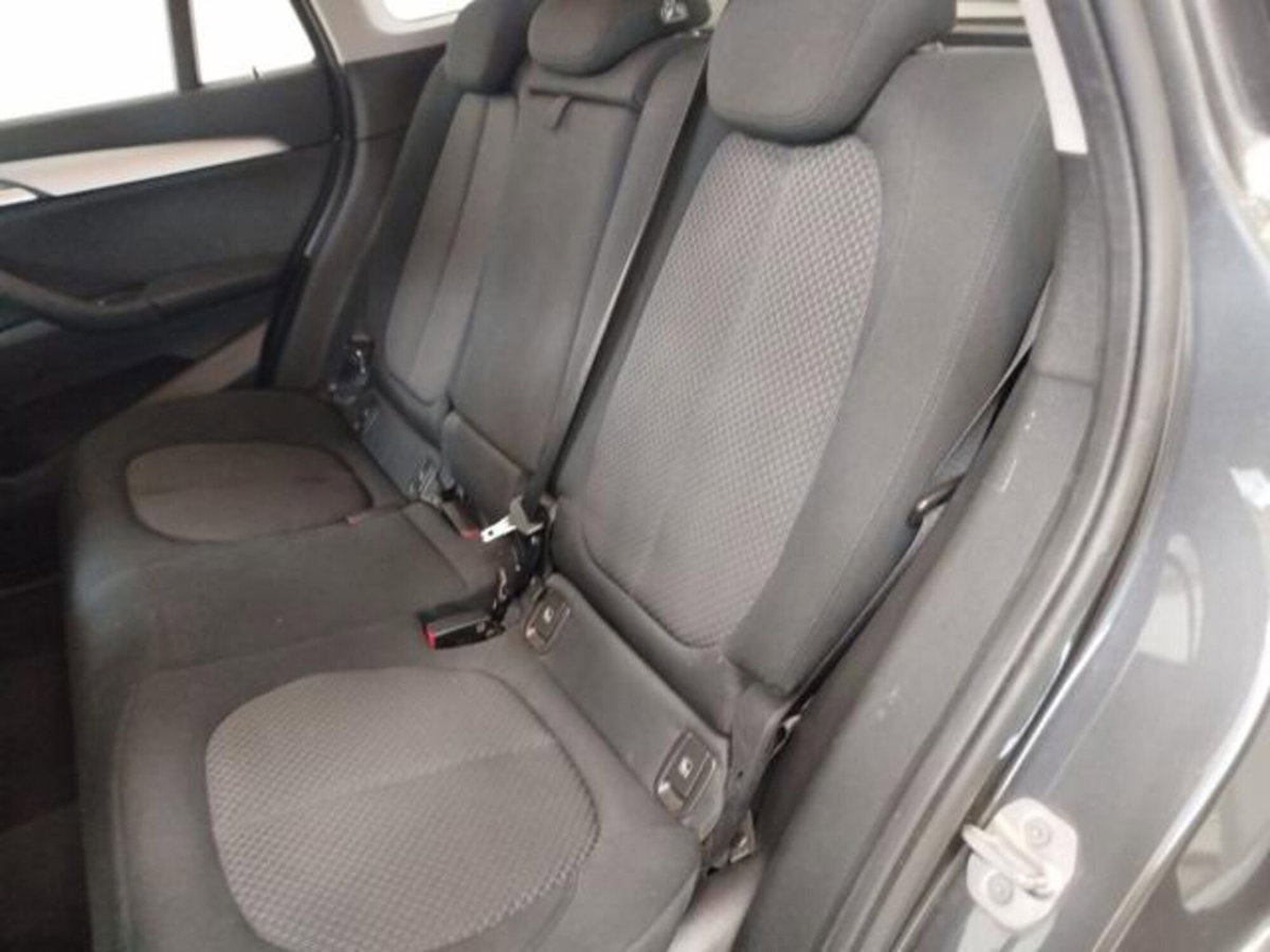BMW X1 xDrive25e Business Advantage (9)