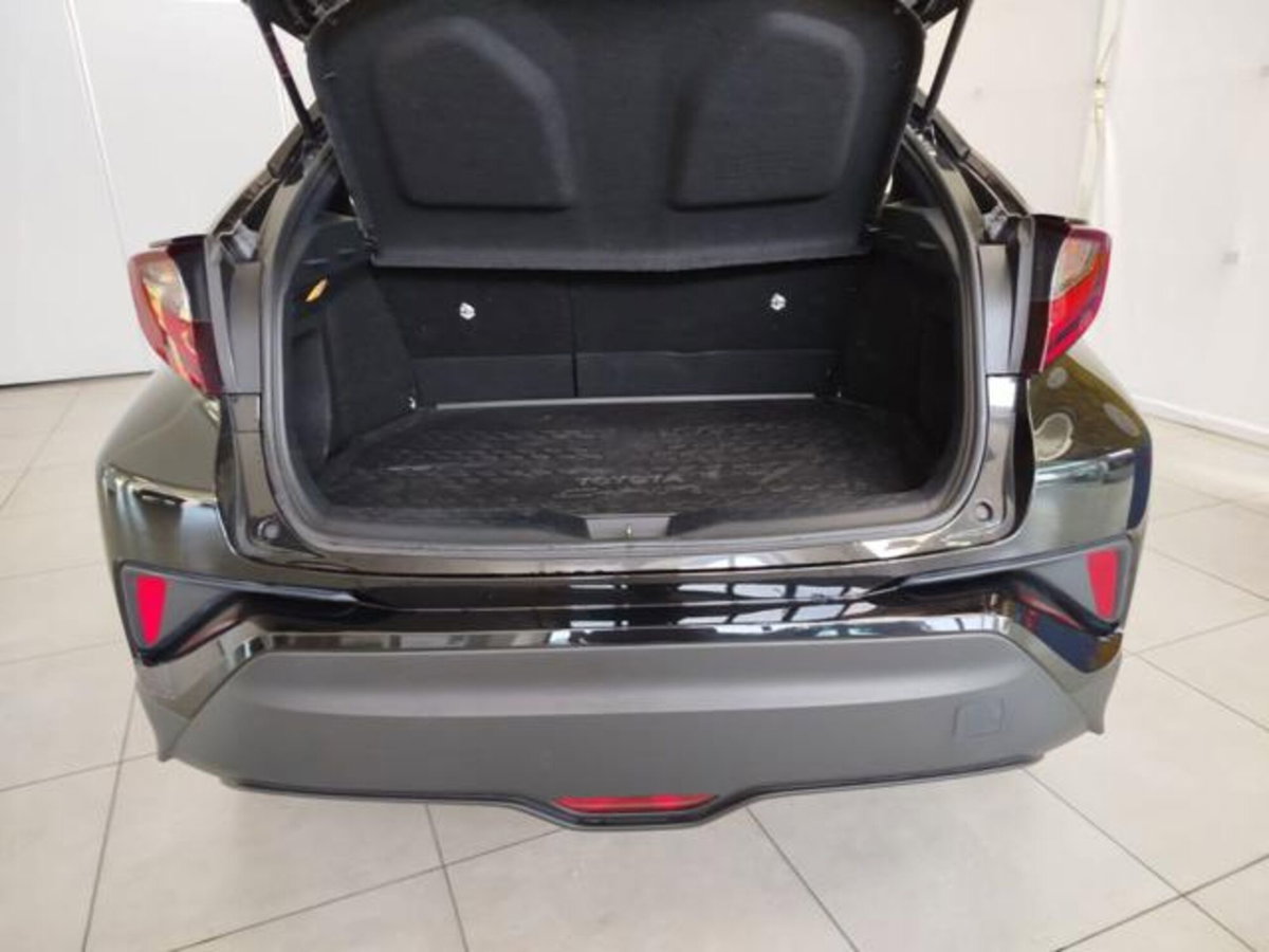 Toyota Toyota C-HR 1.8 Hybrid E-CVT Trend (11)